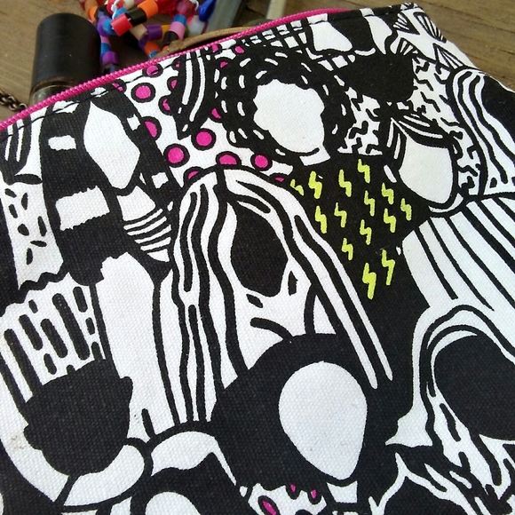 Cosmetic purse IPSY x EPCWITTE limited edition - Picture 3 of 5